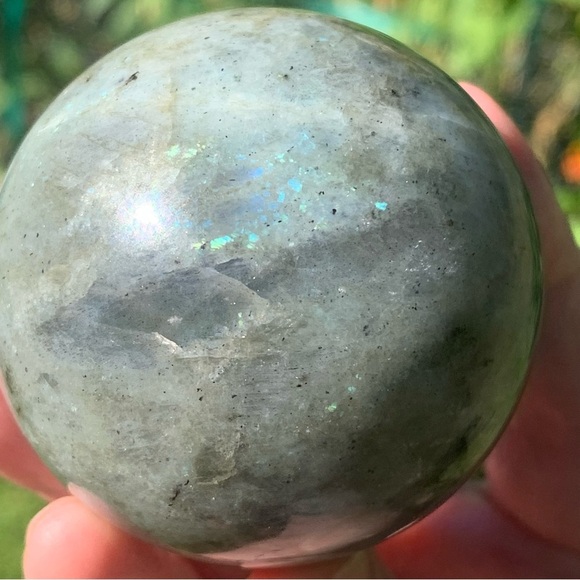 58.5MM 2.2” Madagascar Rainbow Labradorite Stone Sphere Crystal Ball Wood Stand - Picture 12 of 14